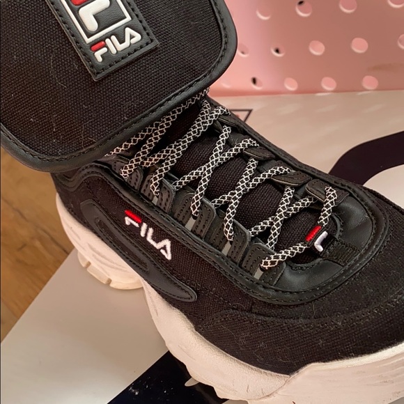Filas Disruptor Canvas Shoes - Picture 2 of 2